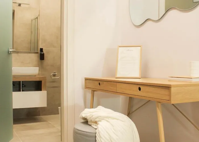 Adhara Nyaraló Chieti